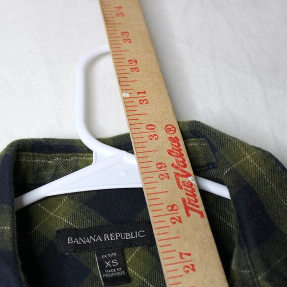 Banana Republic Pixel Plaid Women Flannel Shirt Petite XS - Picture 8 of 9
